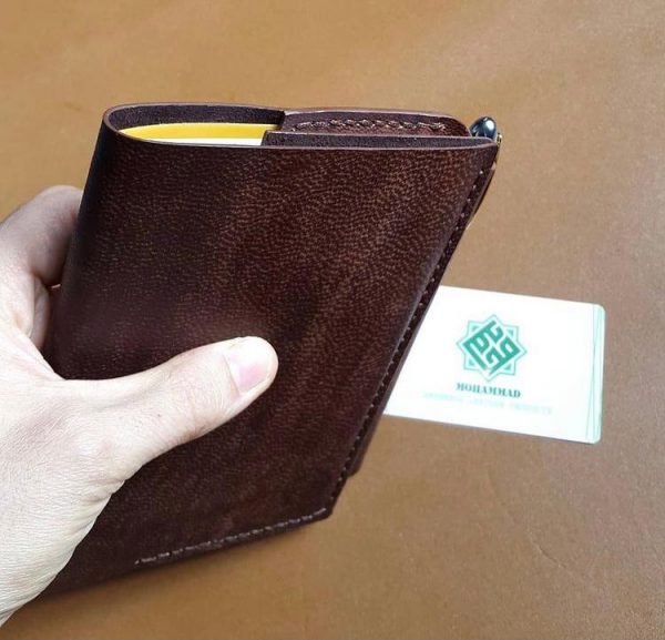 کیف دفترچه یادداشت با جای قلم همراه چرم طبیعی دستدوز کد محصول:F1
