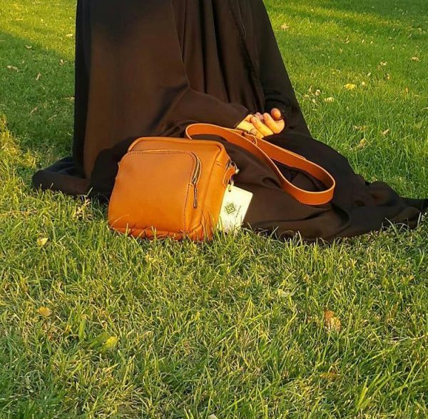 کیف دوشی اسپرت چرم طبیعی دستدوزکد محصول:S1