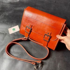 کیف زنانه چرم طبیعی دستدوز کد محصول:S11